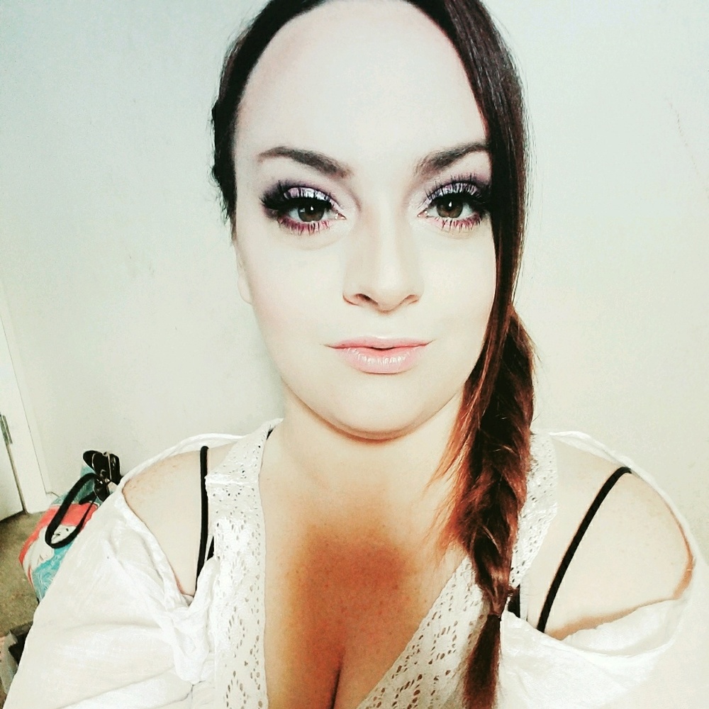 Meet your Posher, Illa